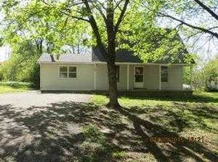 409 Fowler St, Maple Hill, KS 66507