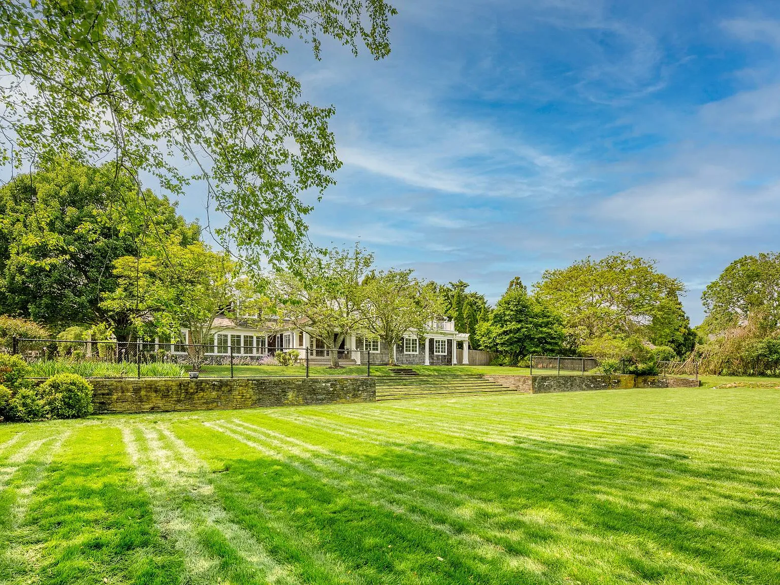 Bridgehampton South with Tennis,- First 2 Weeks of August — Photo 4