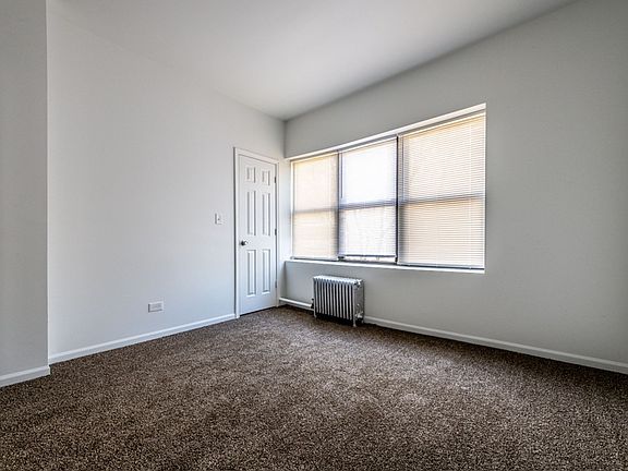 4th image of 8100-8114 S Essex Ave #8114-2