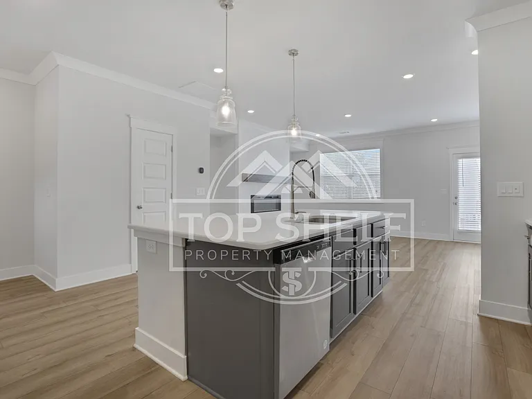 18 Depot Landing Rd #1 — Photo 6