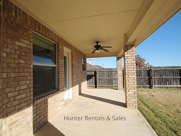 3rd image of 2522 Boxwood Dr