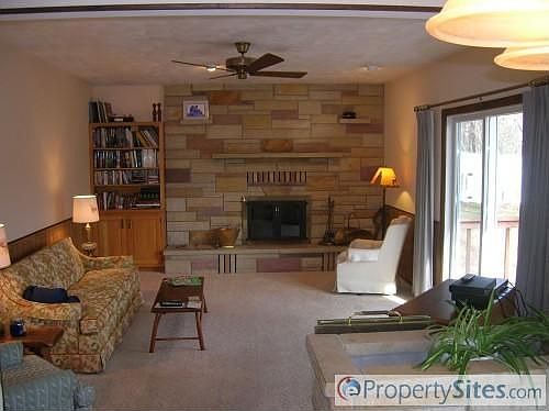 2nd image of 411 Candlewood Dr