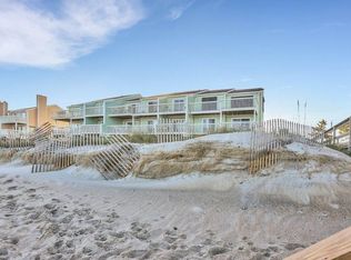 1002 Pelican Ct, Kure Beach, NC 28449