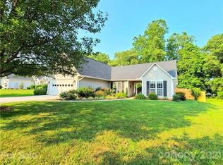 429 Planters Creek Rd, Fletcher, NC 28732