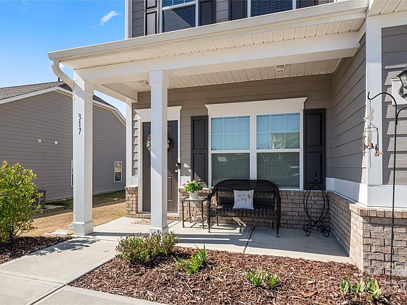 4th image of 317 Ox Bow Cir