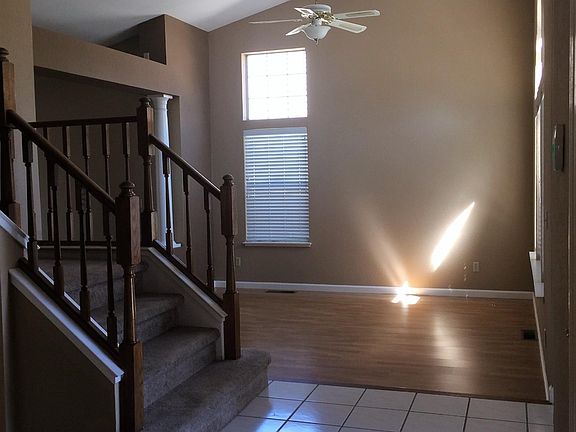 3rd image of 451 Guinevere Ct