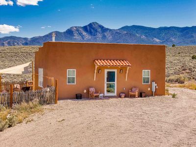 847 Old State Highway 570, Ranchos De Taos, NM, 87557