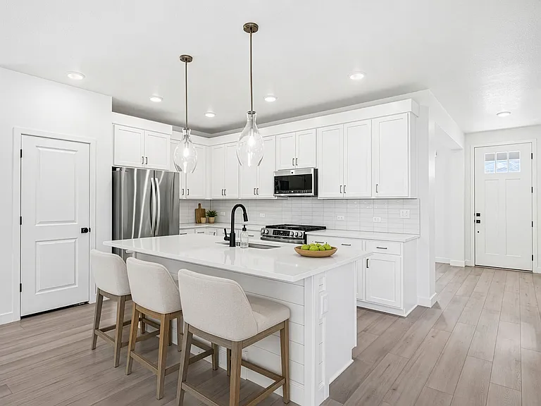 882 W Caroline Dr — Photo 8