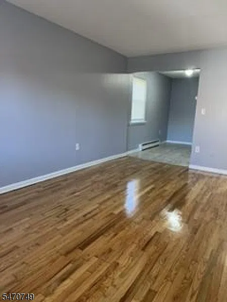 1 bed, 1.0 bath, $1,650 — Photo 3
