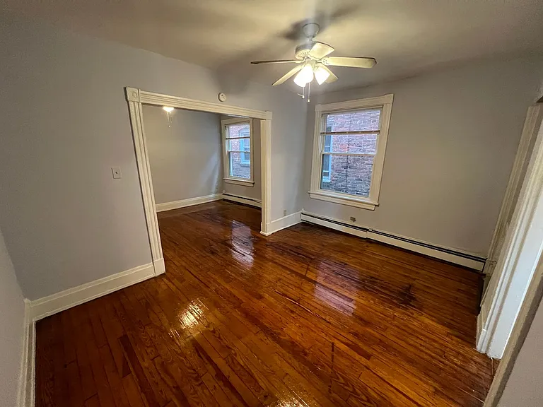 8 N. Auburn Ave. — Photo 13