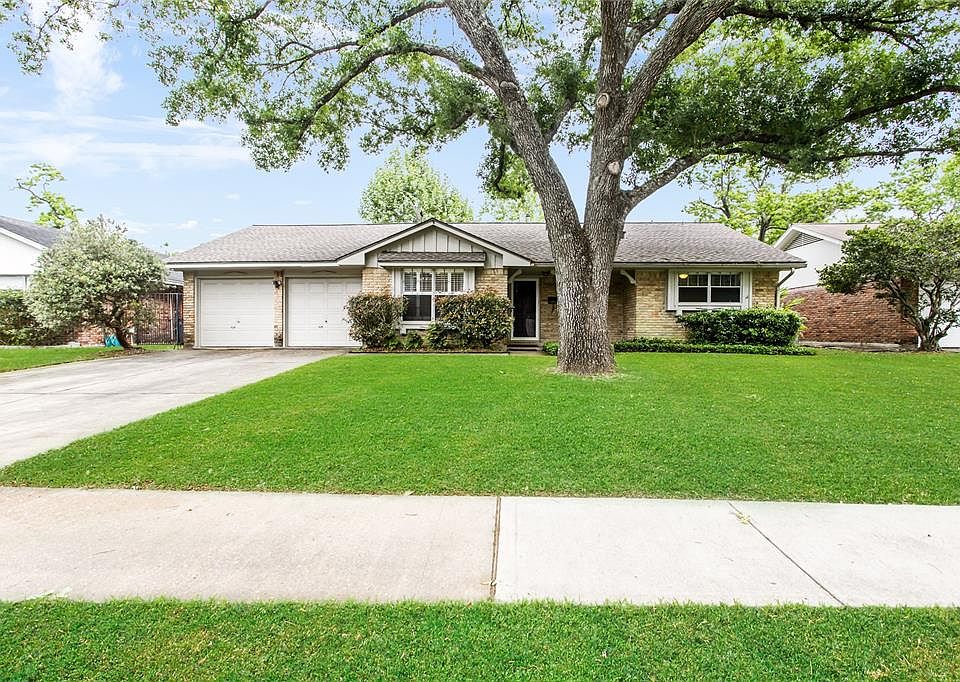 1st image of 7215 Sandpiper Dr