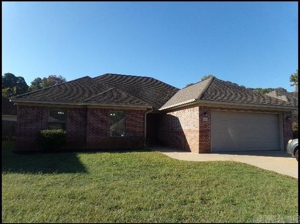 455 Wisteria Dr
