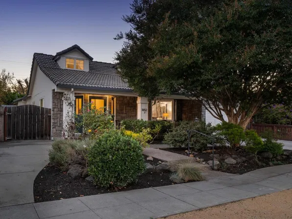 1652 Virginia Ave, Redwood City, CA 94061