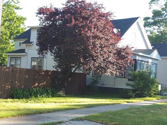2nd image of 1464 Palmer Ave
