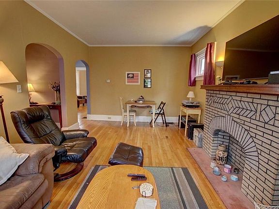 5th image of 817 Ashland Ave