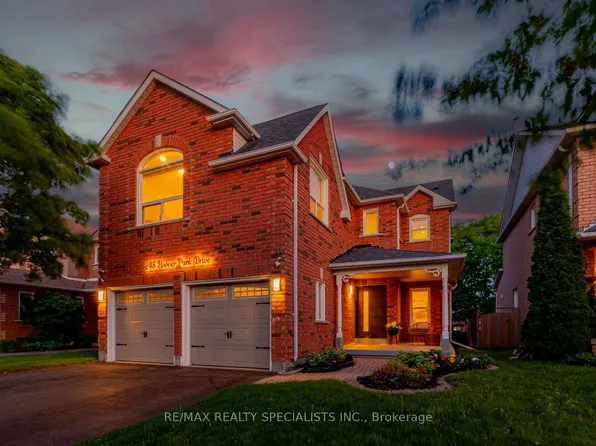 248 Hoover Park Dr, Whitchurch Stouffville, ON L4A 1L1