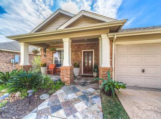 8634 Henrico Ln, Rosenberg, TX 77469