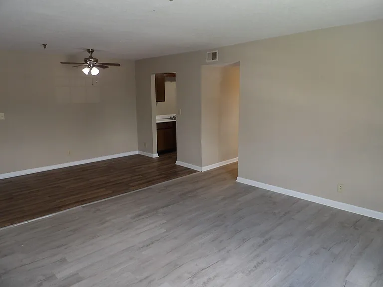 430 Harrodswood Rd #30 — Photo 11