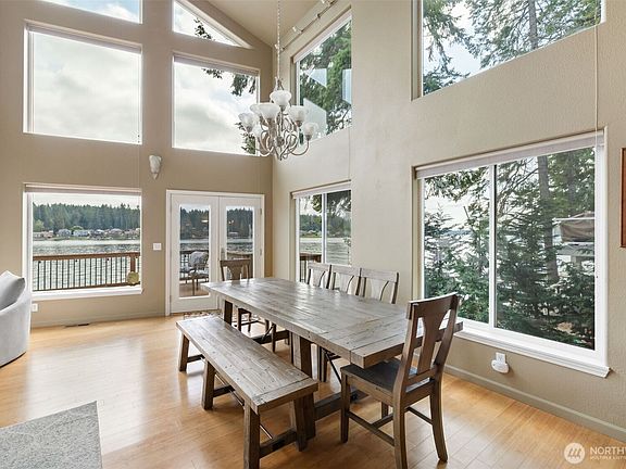 3rd image of 4450 E Mason Lake Drive W