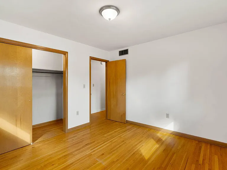 2107 Garden Dr — Photo 18