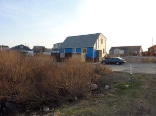 14 Foster Rd, Narragansett, RI 02879