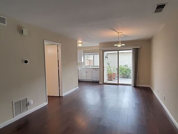 4th image of 2283 Creek Bed Ct