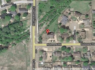 7240 Richmond Rd, Memphis, TN 38125