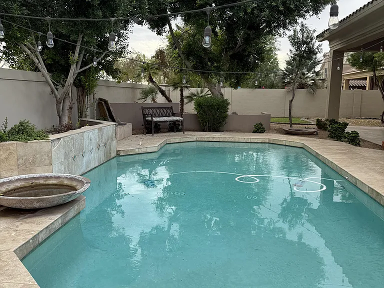 1081 N Brandon Dr — Photo 5