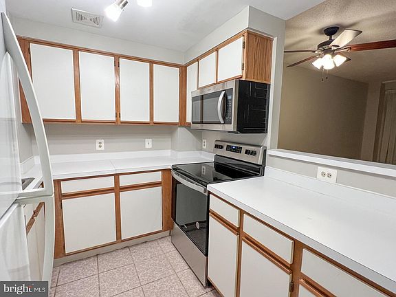 4th image of 24 Courthouse Sq APT 507