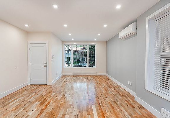 4th image of 22-58 24th St #1F