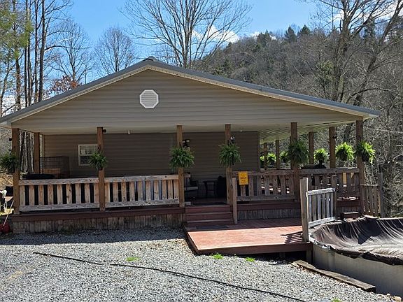 3rd image of 227 Nettie Ln