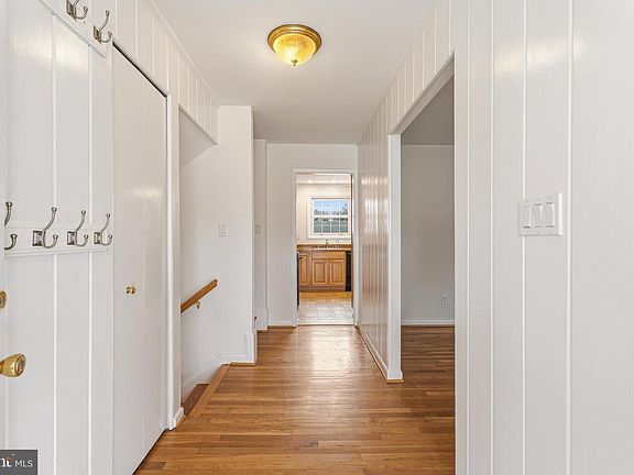 5th image of 106 Gothard Rd