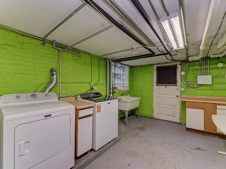 6833 S Cregier Ave — Photo 32