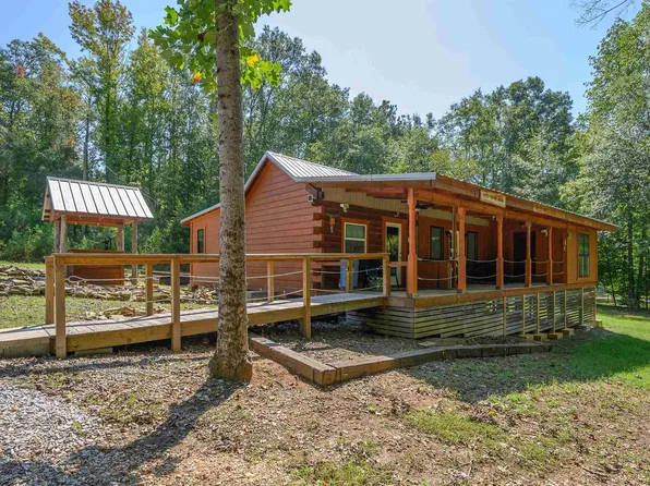 475 River Dr, Centreville, AL 35042