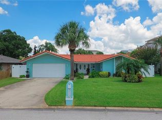 415 Harbor Dr N, Indian Rocks Beach, FL 33785