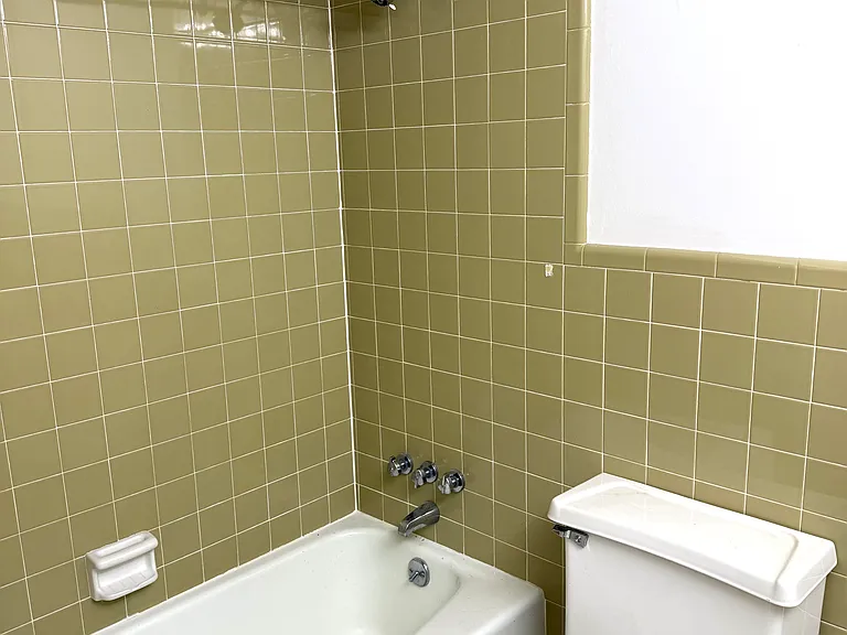 6502 Bradford Dr — Photo 10