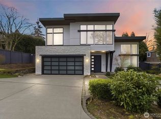 9215 NE 32nd Street, Clyde Hill, WA 98004