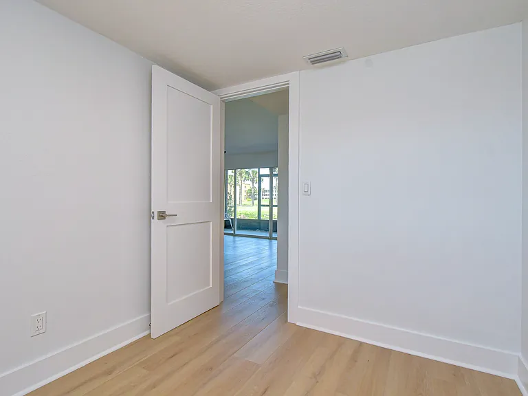 200 Country Club Dr #1505 — Photo 36