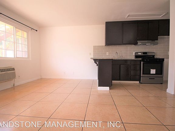 4th image of 129 S Avenue 54 #11127114
