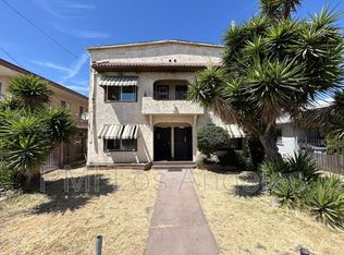 1123 W 107th St, Los Angeles, CA 90044