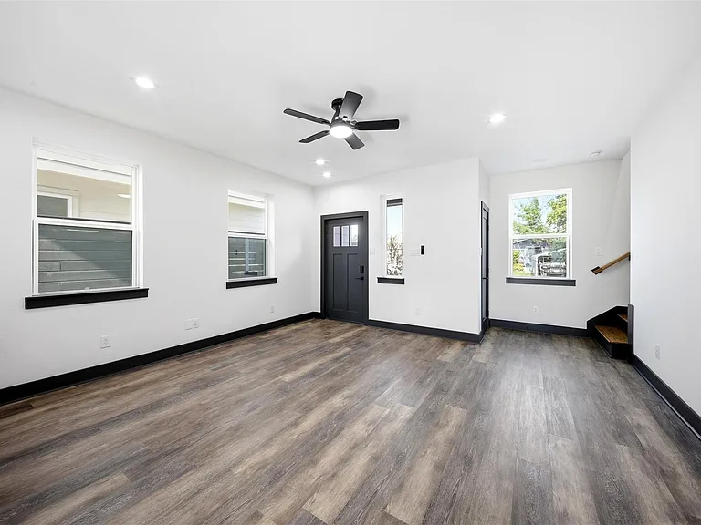 7818 Hanfro Ln #D — Photo 21