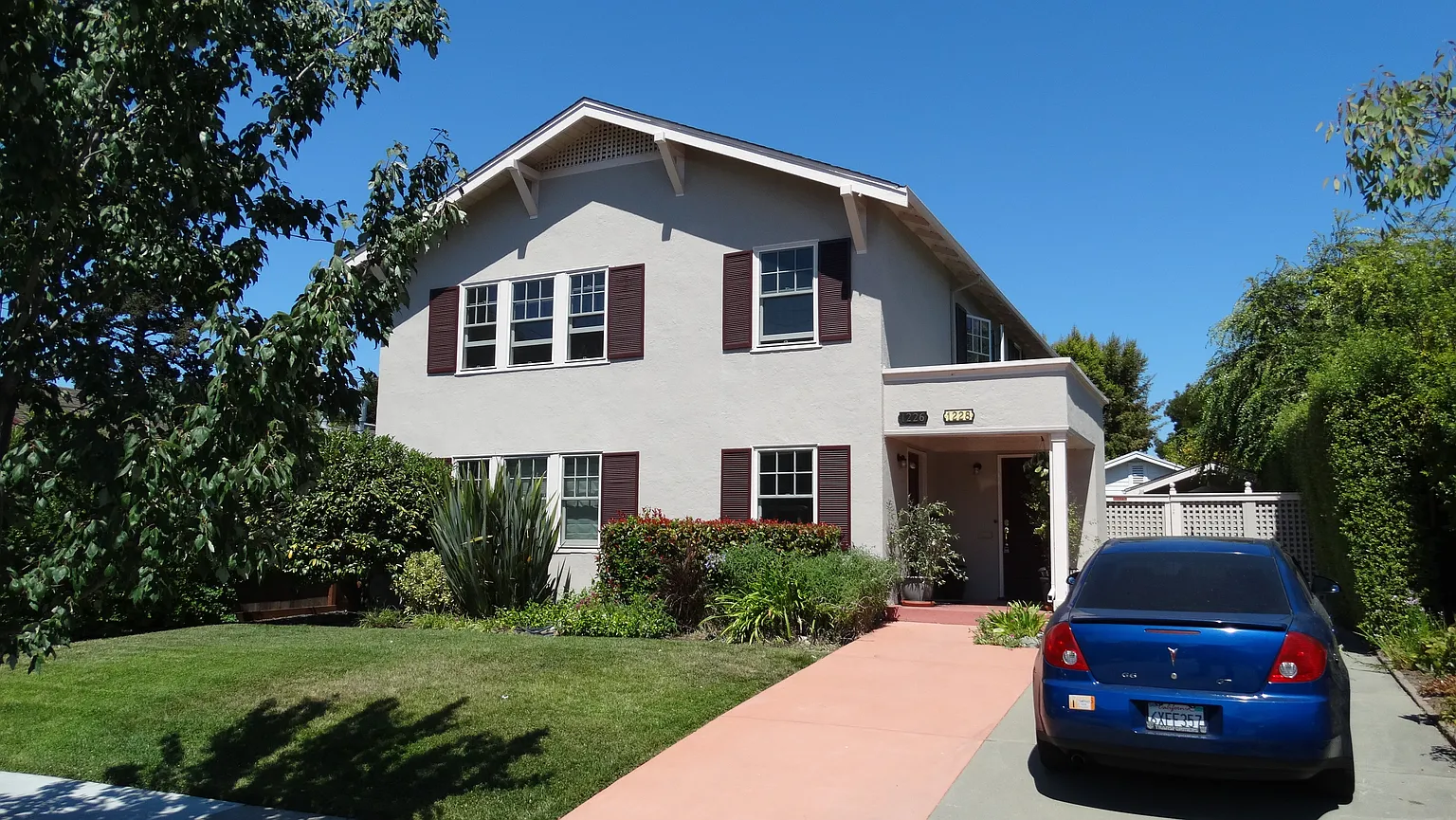 1228 Paloma Ave photo 1