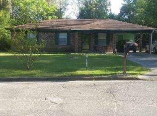 836 W 12th St, Laurel, MS 39440