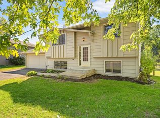 12081 Meadowlark Cir, Osseo, MN 55369