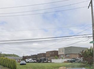 8779 Ashton Rd, Philadelphia, PA 19136