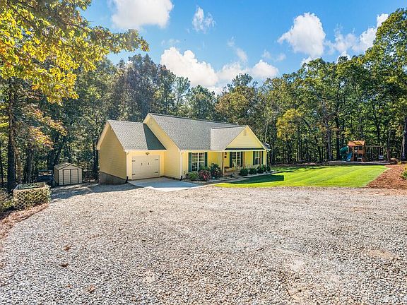 5th image of 65 Heather Ln