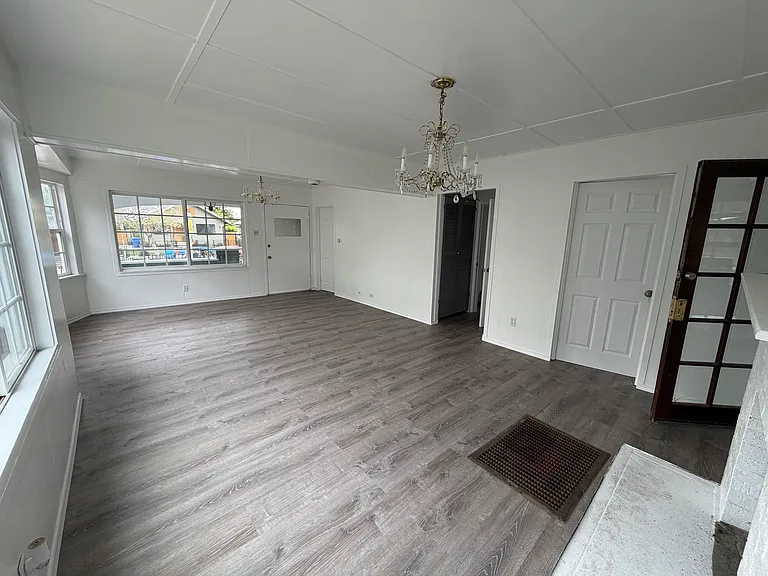 230 Branch St — Photo 10