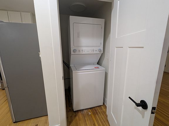5th image of 2356 Berwick Blvd