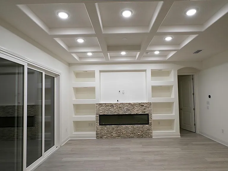 153 Tartan Ct — Photo 23