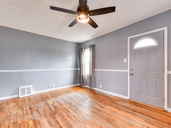 4th image of 3036 Avenue G